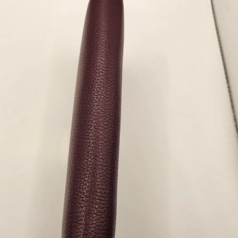 Michael Kors Jet Set Travel Continental Wristlet Wallet Burgundy Leather Maroon